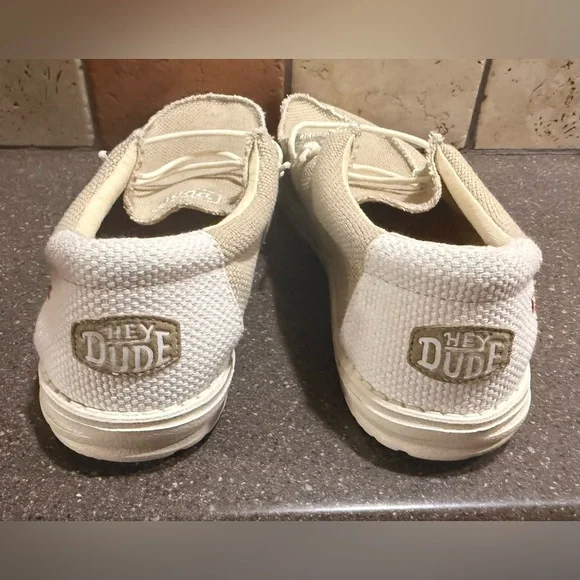 Hey Dude Men's Casual Tan Shoes size 12 - Picture 3 of 6
